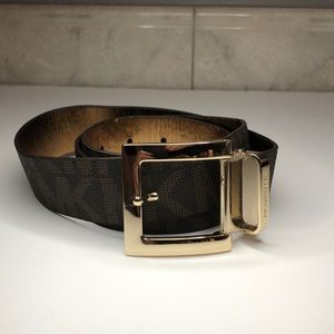 Michael Kors leather belt